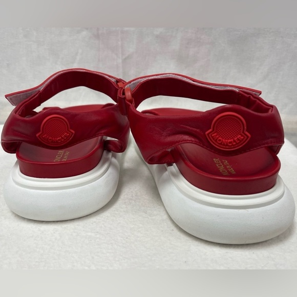 Red Moncler sandals - Picture 2 of 6